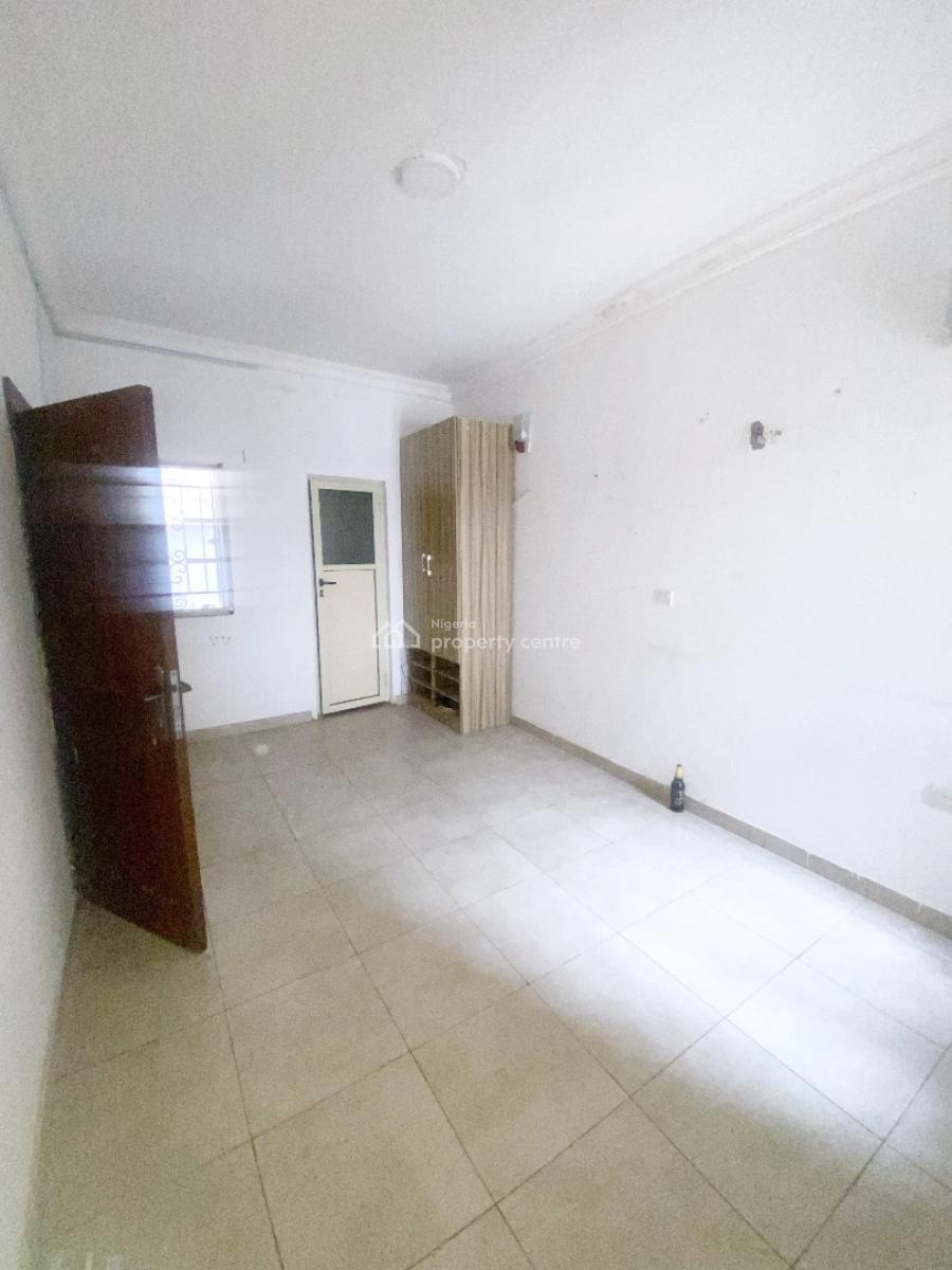 Luxury 5 Bedroom Terrace Duplex with Bq, Gra Phase 1, Magodo, Lagos, Terraced Duplex for Rent