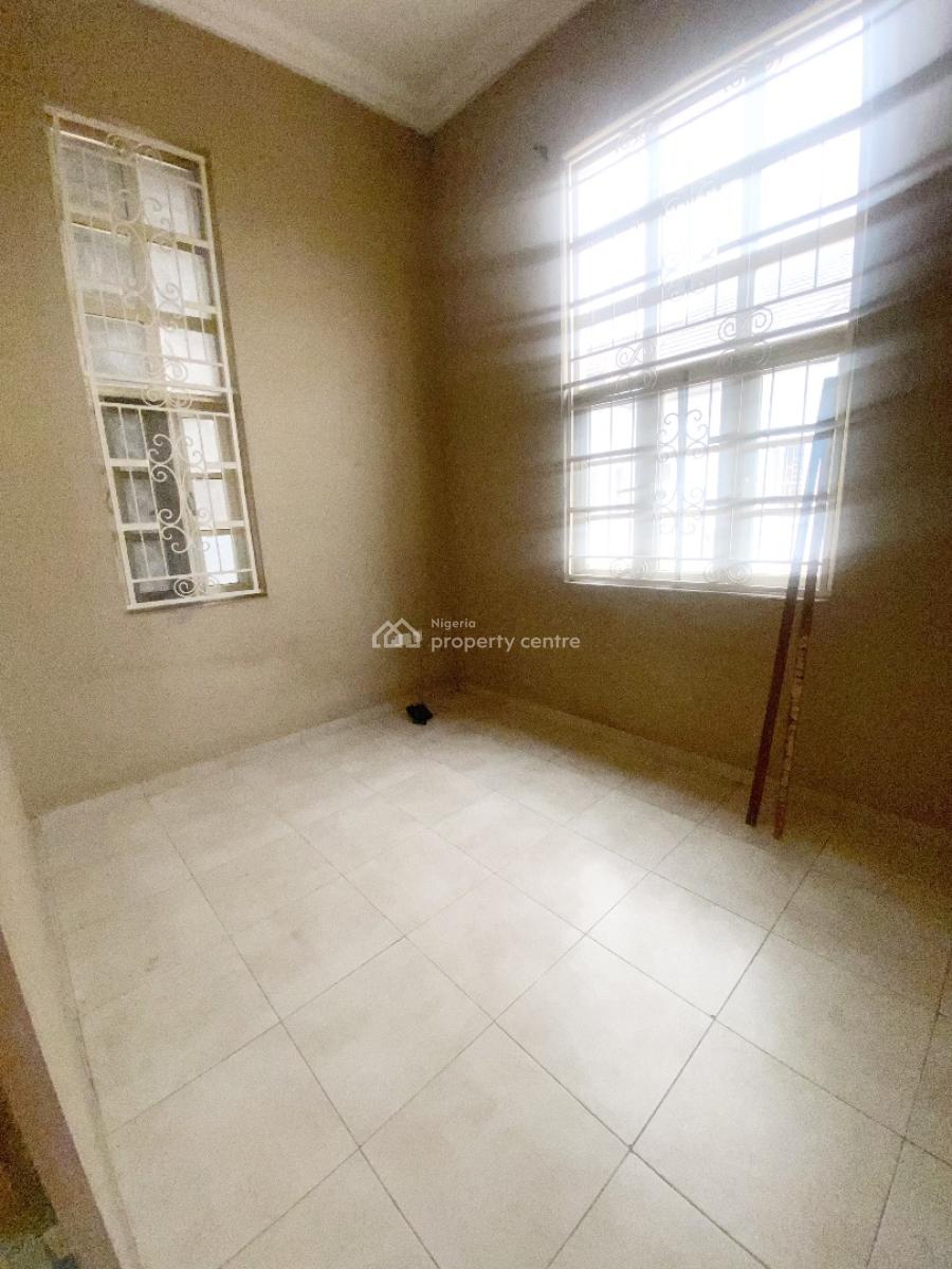 Luxury 5 Bedroom Terrace Duplex with Bq, Gra Phase 1, Magodo, Lagos, Terraced Duplex for Rent