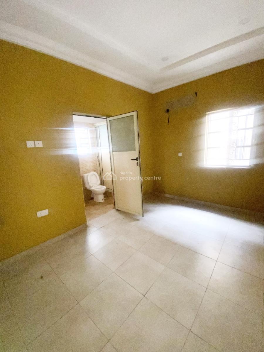 Luxury 5 Bedroom Terrace Duplex with Bq, Gra Phase 1, Magodo, Lagos, Terraced Duplex for Rent
