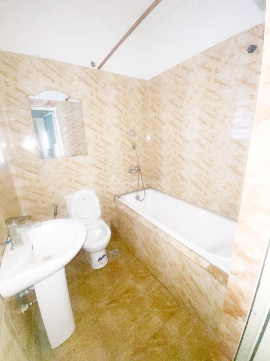 Luxury 5 Bedroom Terrace Duplex with Bq, Gra Phase 1, Magodo, Lagos, Terraced Duplex for Rent