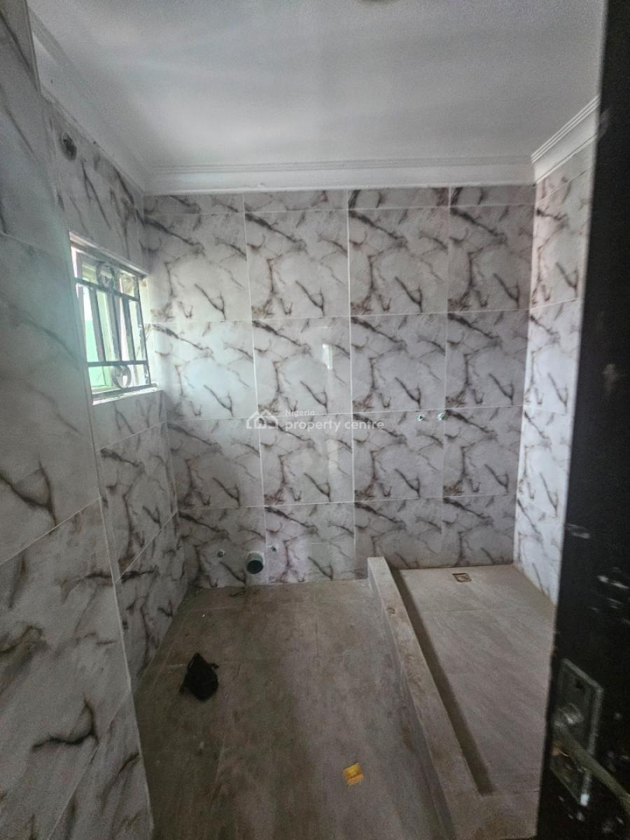 Newly Renovated 3-bedroom Flat with Bq, Off Freedom Way, Lekki Phase 1, Lekki, Lagos, Flat / Apartment for Rent