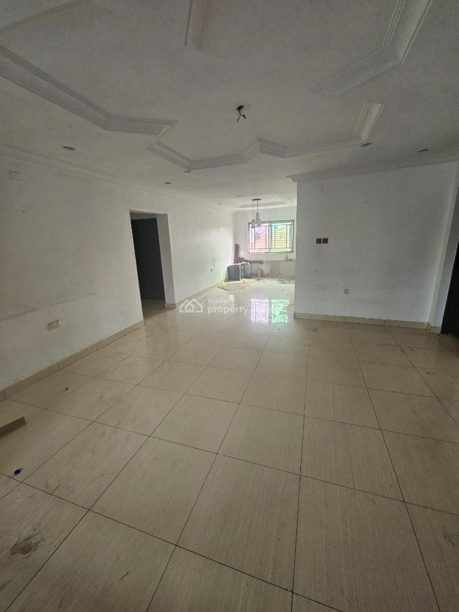 Newly Renovated 3-bedroom Flat with Bq, Off Freedom Way, Lekki Phase 1, Lekki, Lagos, Flat / Apartment for Rent