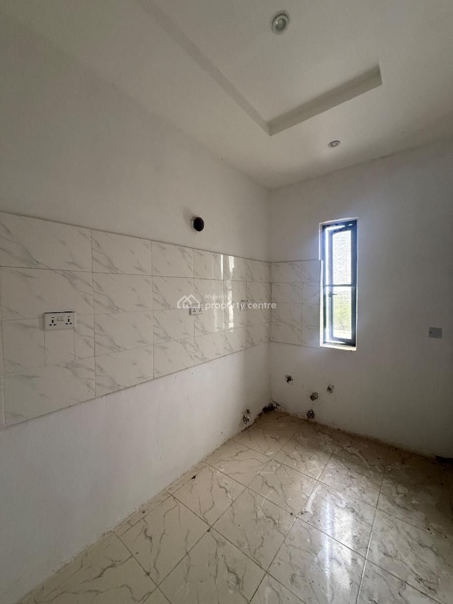 2 Bedroom Apartment Available, Lekki Phase 2, Lekki, Lagos, Flat / Apartment for Sale