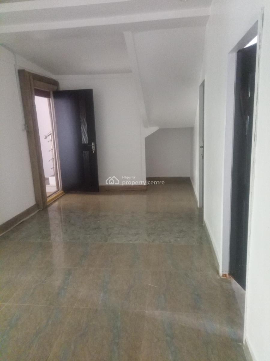 a Spacious Mini Flat, Chevron Alternative Route, Lekki Paradise 2 Estate, Lekki, Lagos, Mini Flat (room and Parlour) for Rent