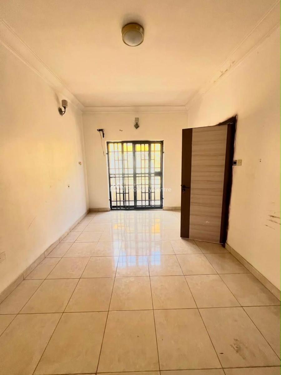 Spacious 3 Bedroom Ground Floor Apartment with Boys Quarters, Old Ikoyi, Ikoyi, Lagos, Flat / Apartment for Rent
