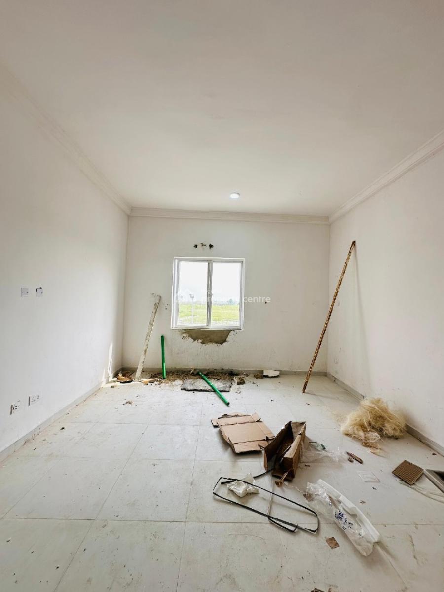 Spacious 3 Bedroom Apartment with Elevator, Osapa, Lekki, Lagos, Flat / Apartment for Rent