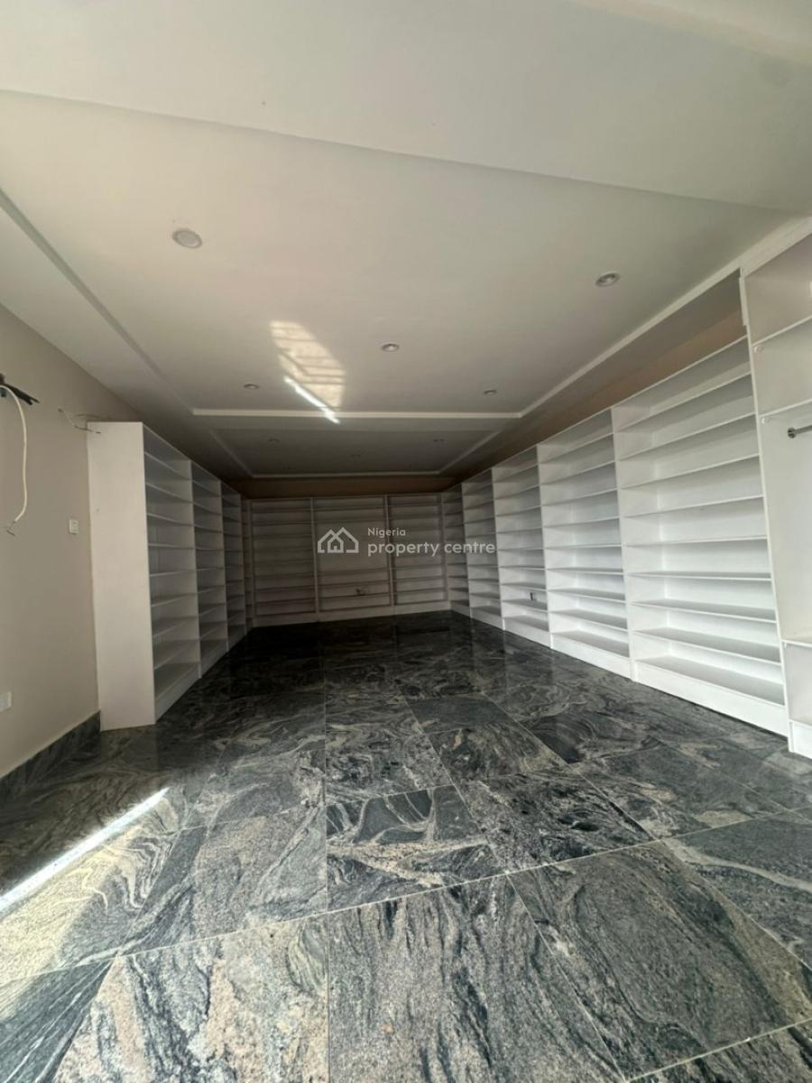 Luxury 4 Bedroom Maisonette with a Bq, Lekki Right, Lekki Phase 1, Lekki, Lagos, Flat / Apartment for Rent