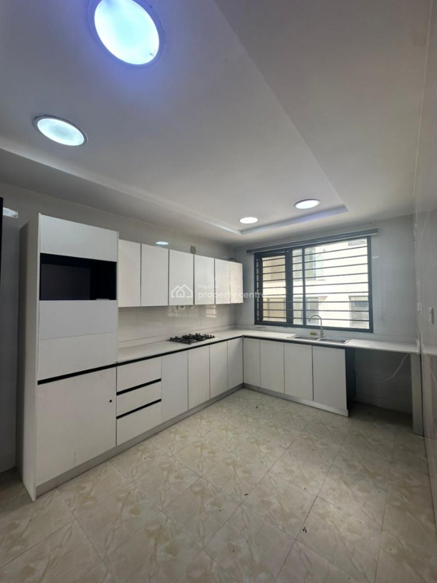 Luxury 4 Bedroom Maisonette with a Bq, Lekki Right, Lekki Phase 1, Lekki, Lagos, Flat / Apartment for Rent