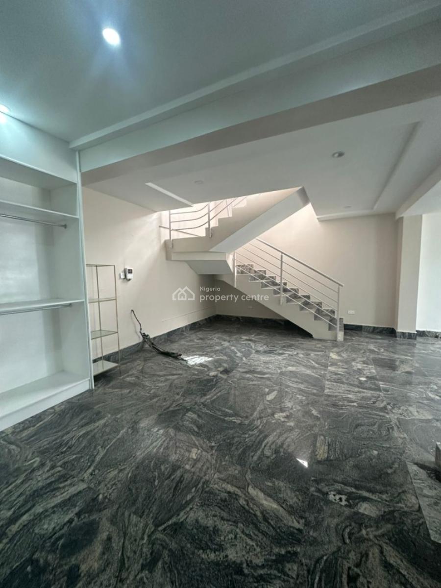 Luxury 4 Bedroom Maisonette with a Bq, Lekki Right, Lekki Phase 1, Lekki, Lagos, Flat / Apartment for Rent