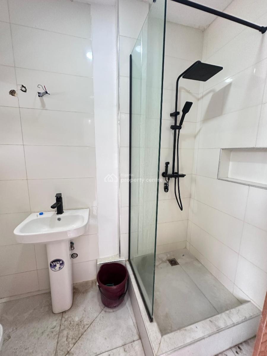 Newly Built 2bedroom Apartment with Gym &elevator in Lekki Phase 1, Lekki Phase One ,lekki ,lagos ,nigeria, Lekki Phase 1, Lekki, Lagos, Flat / Apartment for Rent