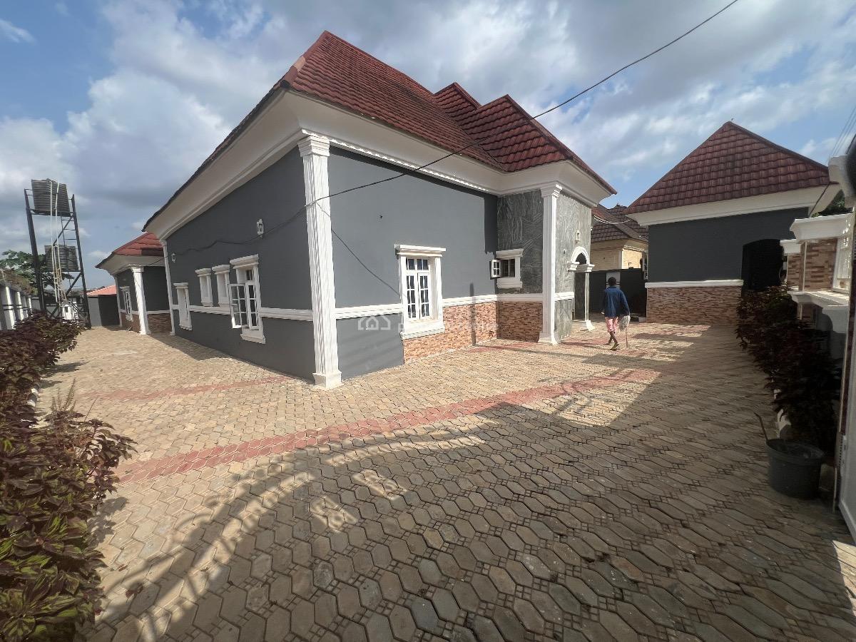 Luxury 3 Bedroom with Gate House, 4. Mobil Street, Lokogoma District, Abuja, Detached Bungalow for Rent