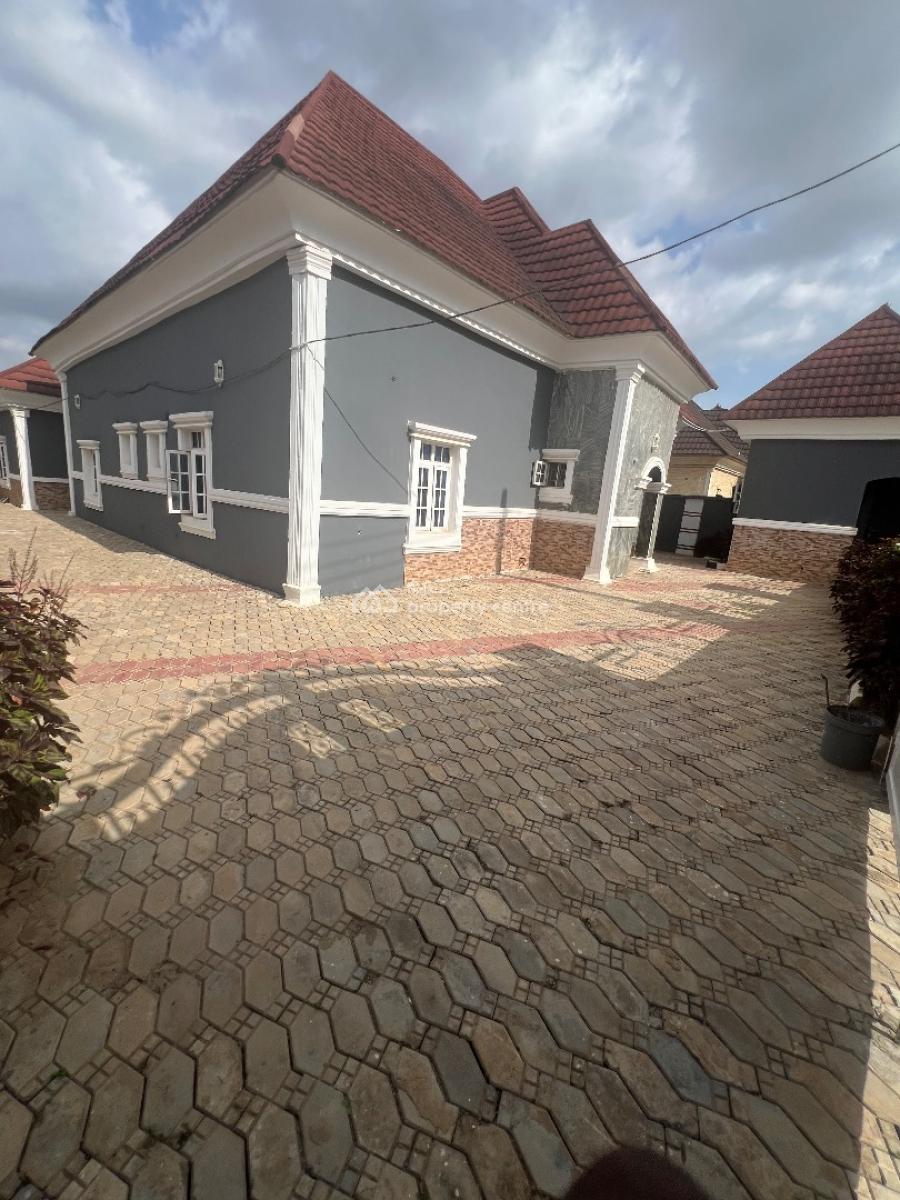 Luxury 3 Bedroom with Gate House, 4. Mobil Street, Lokogoma District, Abuja, Detached Bungalow for Rent
