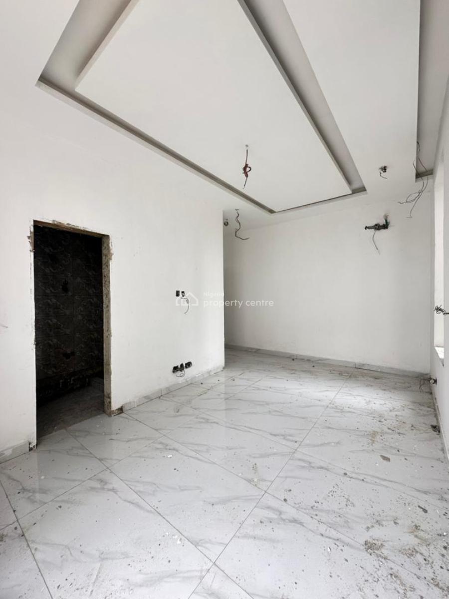 2 Bedroom Apartment, Lekki Phase 1, Lekki, Lagos, Flat / Apartment for Sale