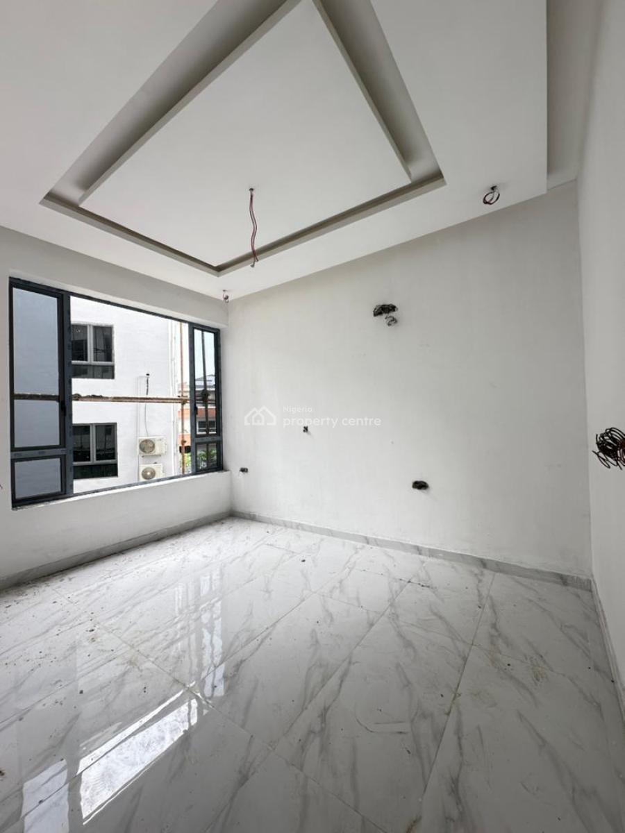 2 Bedroom Apartment, Lekki Phase 1, Lekki, Lagos, Flat / Apartment for Sale