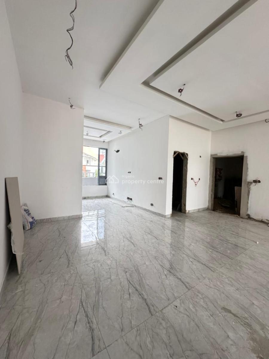 2 Bedroom Apartment, Lekki Phase 1, Lekki, Lagos, Flat / Apartment for Sale