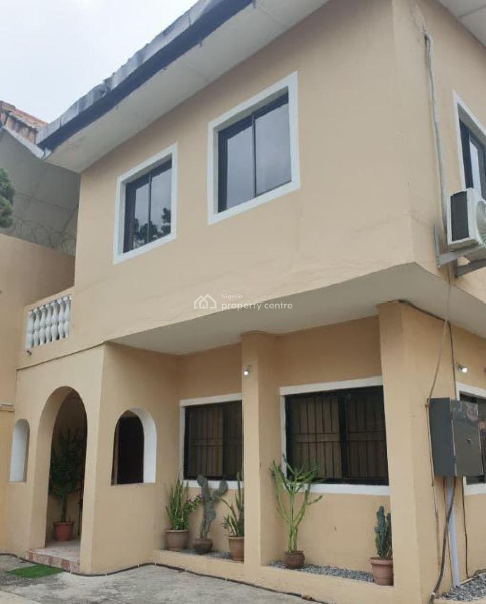 4 Bedroom Semi Detached House with 2 Room Bq, Mobolaji Johnson Estate, Lekki Phase 1, Lekki, Lagos, Semi-detached Duplex for Sale