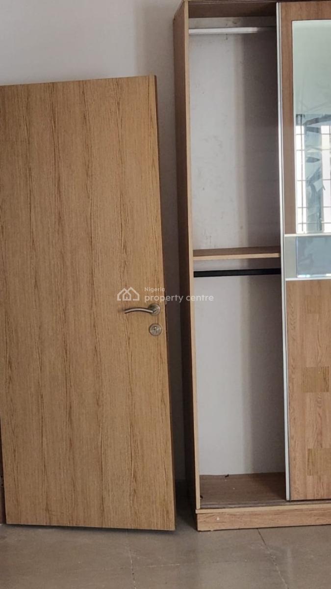 Clean 🧼 4 Bedroom Semi Detached House  with  a Room  Bq, Lekki Phase 1, Lekki, Lagos, Semi-detached Bungalow for Rent