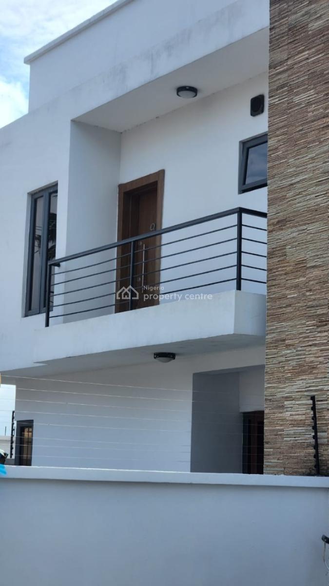 Clean 🧼 4 Bedroom Semi Detached House  with  a Room  Bq, Lekki Phase 1, Lekki, Lagos, Semi-detached Bungalow for Rent