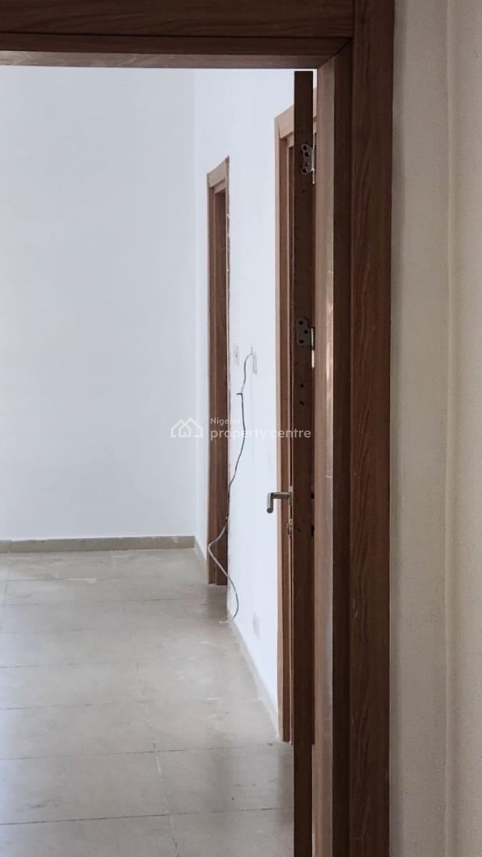 Clean 🧼 4 Bedroom Semi Detached House  with  a Room  Bq, Lekki Phase 1, Lekki, Lagos, Semi-detached Bungalow for Rent
