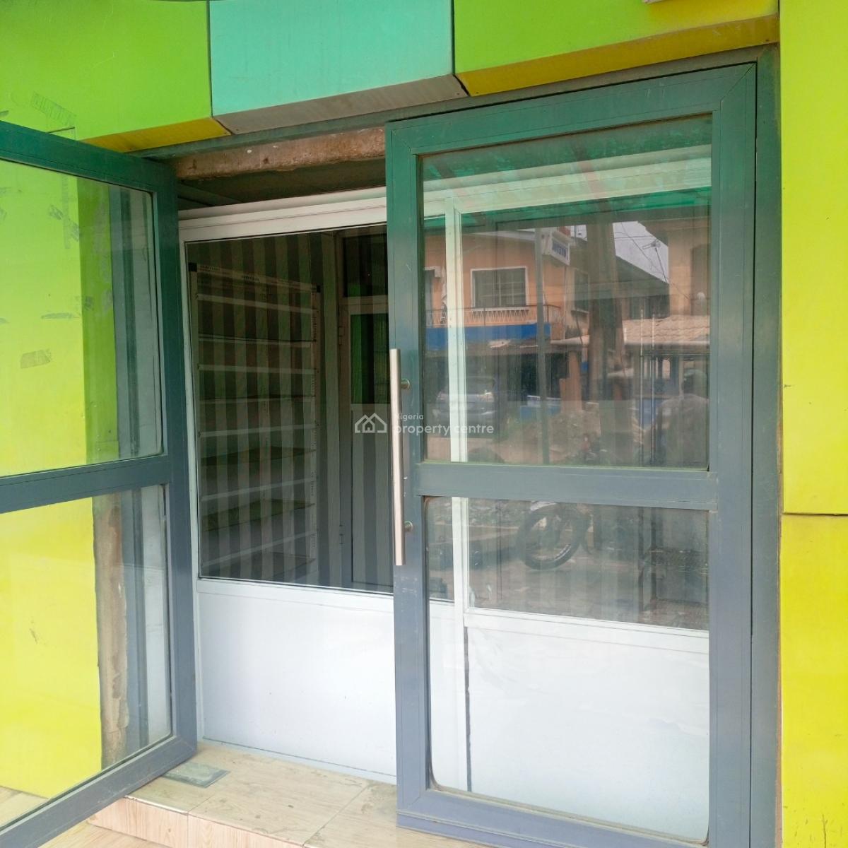 Nice and Well Maintained Warehouse/ Office Space in Surulere, Off Lawanson Road Surulere Lagos, Lawanson, Surulere, Lagos, Warehouse for Rent