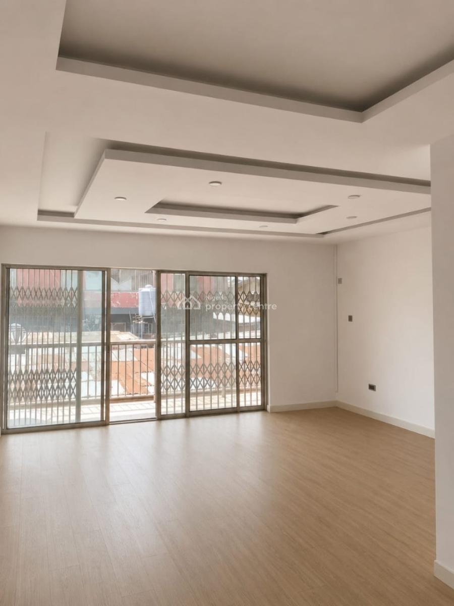 a Newly Renovated 3 Bedroom Flat (upstairs) in Gbagada, Uba Axis, Ifako, Gbagada, Lagos, Flat / Apartment for Rent