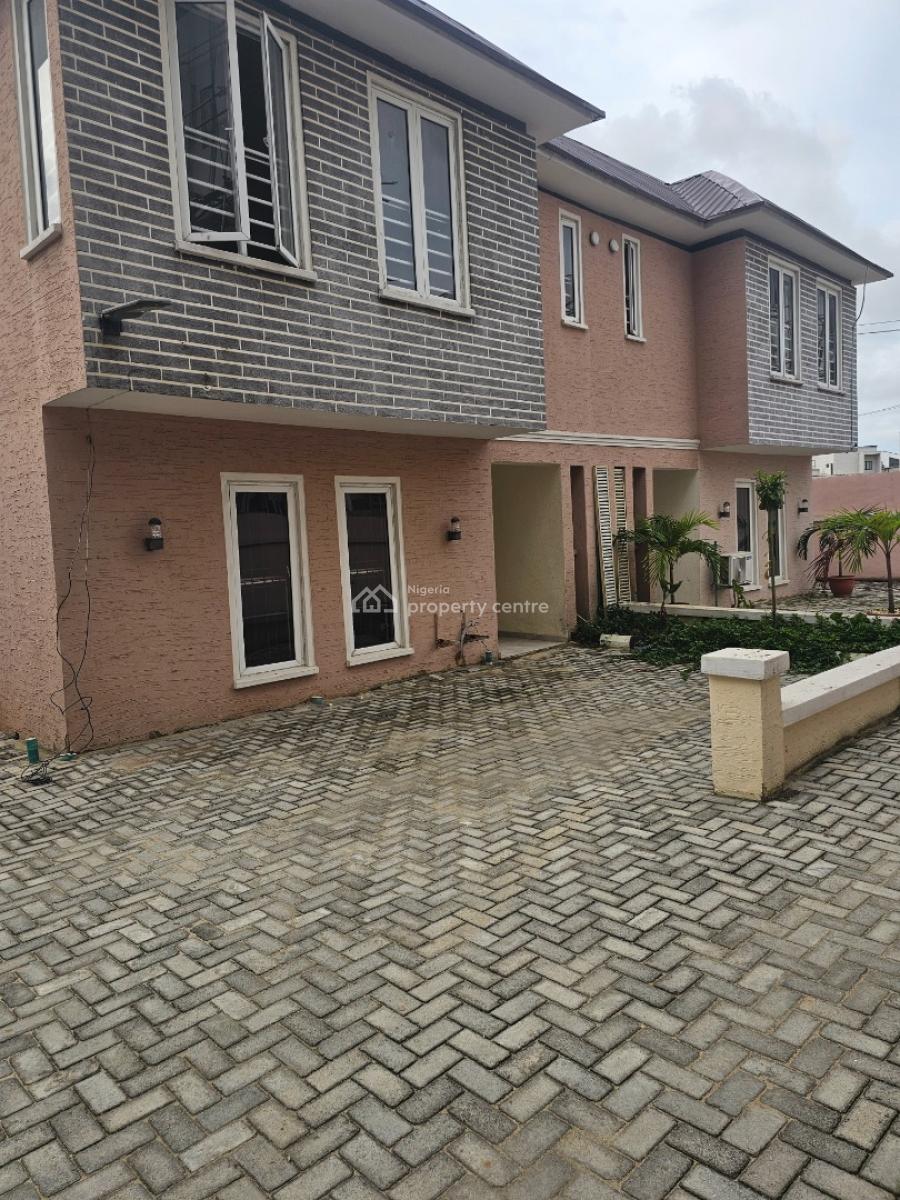 Spacious 3-bedroom Terrace with Bq, Off Freedom Way, Lekki Phase 1, Lekki, Lagos, Terraced Duplex for Rent