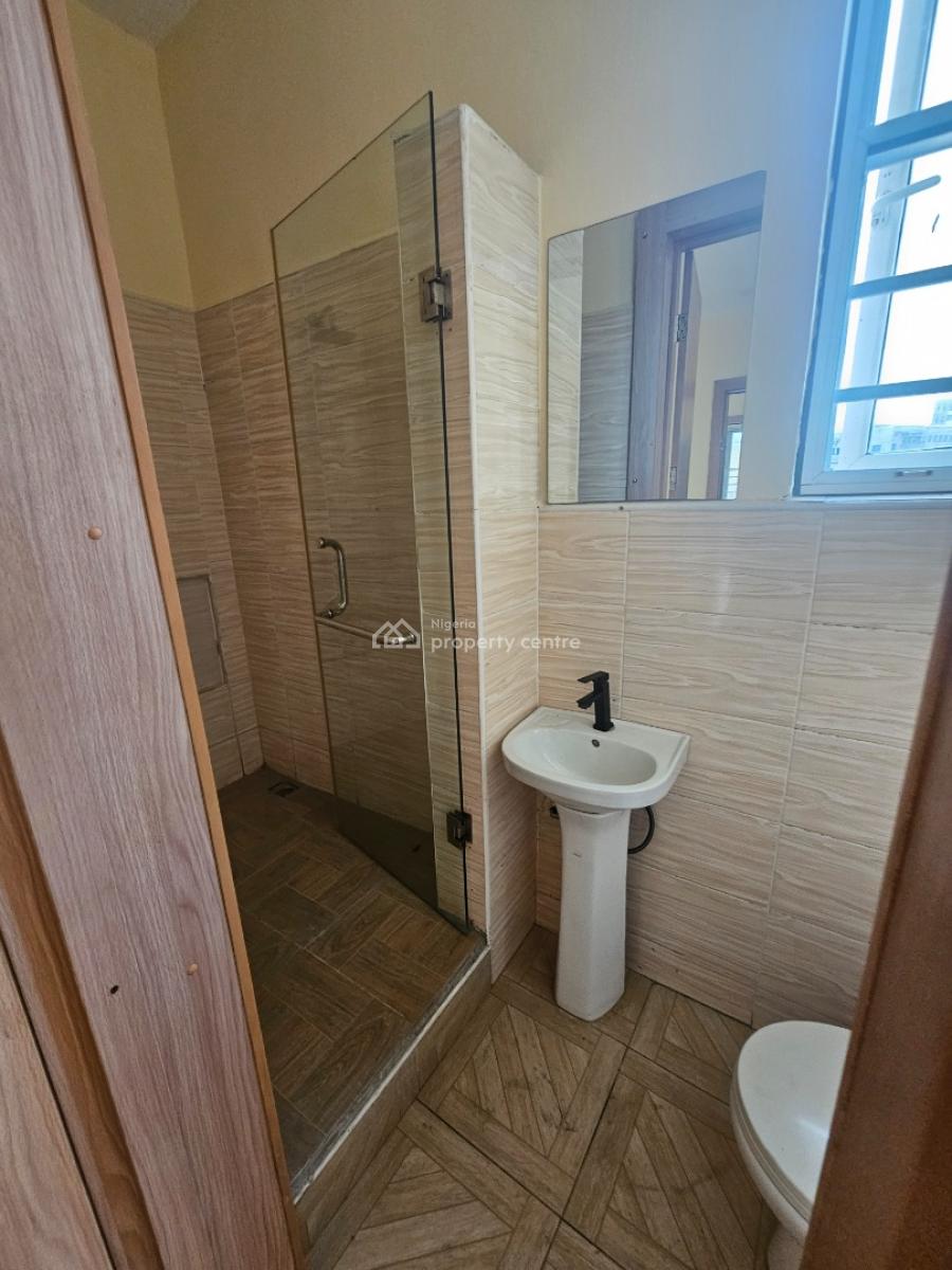 Spacious 3-bedroom Terrace with Bq, Off Freedom Way, Lekki Phase 1, Lekki, Lagos, Terraced Duplex for Rent