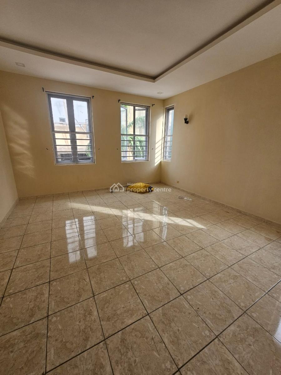 Spacious 3-bedroom Terrace with Bq, Off Freedom Way, Lekki Phase 1, Lekki, Lagos, Terraced Duplex for Rent