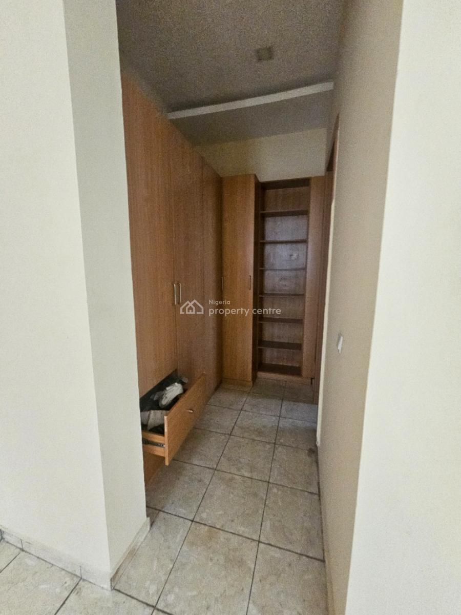 Spacious 3-bedroom Terrace with Bq, Off Freedom Way, Lekki Phase 1, Lekki, Lagos, Terraced Duplex for Rent
