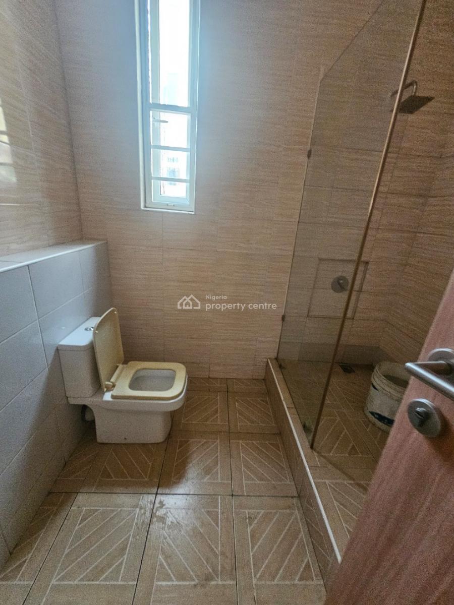 Spacious 3-bedroom Terrace with Bq, Off Freedom Way, Lekki Phase 1, Lekki, Lagos, Terraced Duplex for Rent