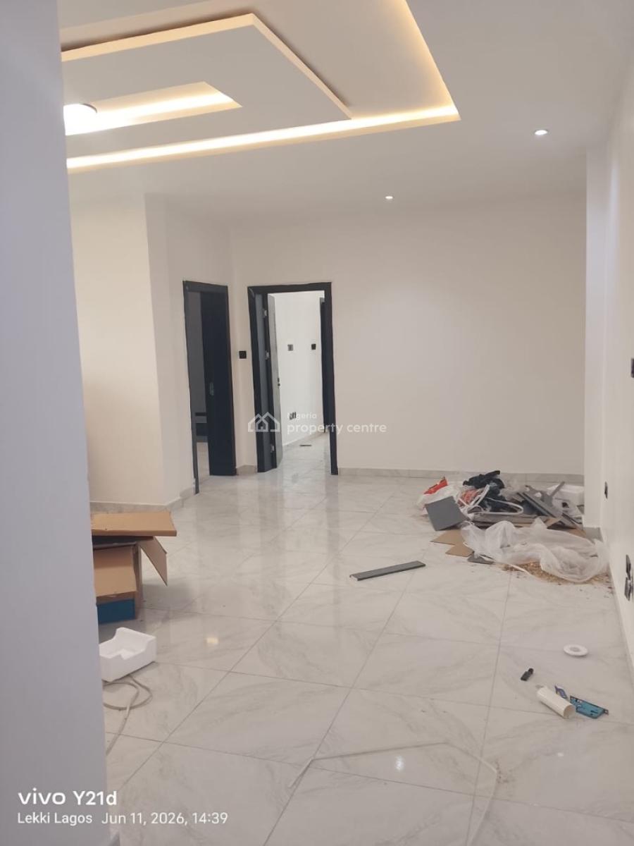 Serviced 2 Bedrooms Apartment Available with Pool, Lekki Phase 1, Lekki, Lagos, Flat / Apartment for Rent