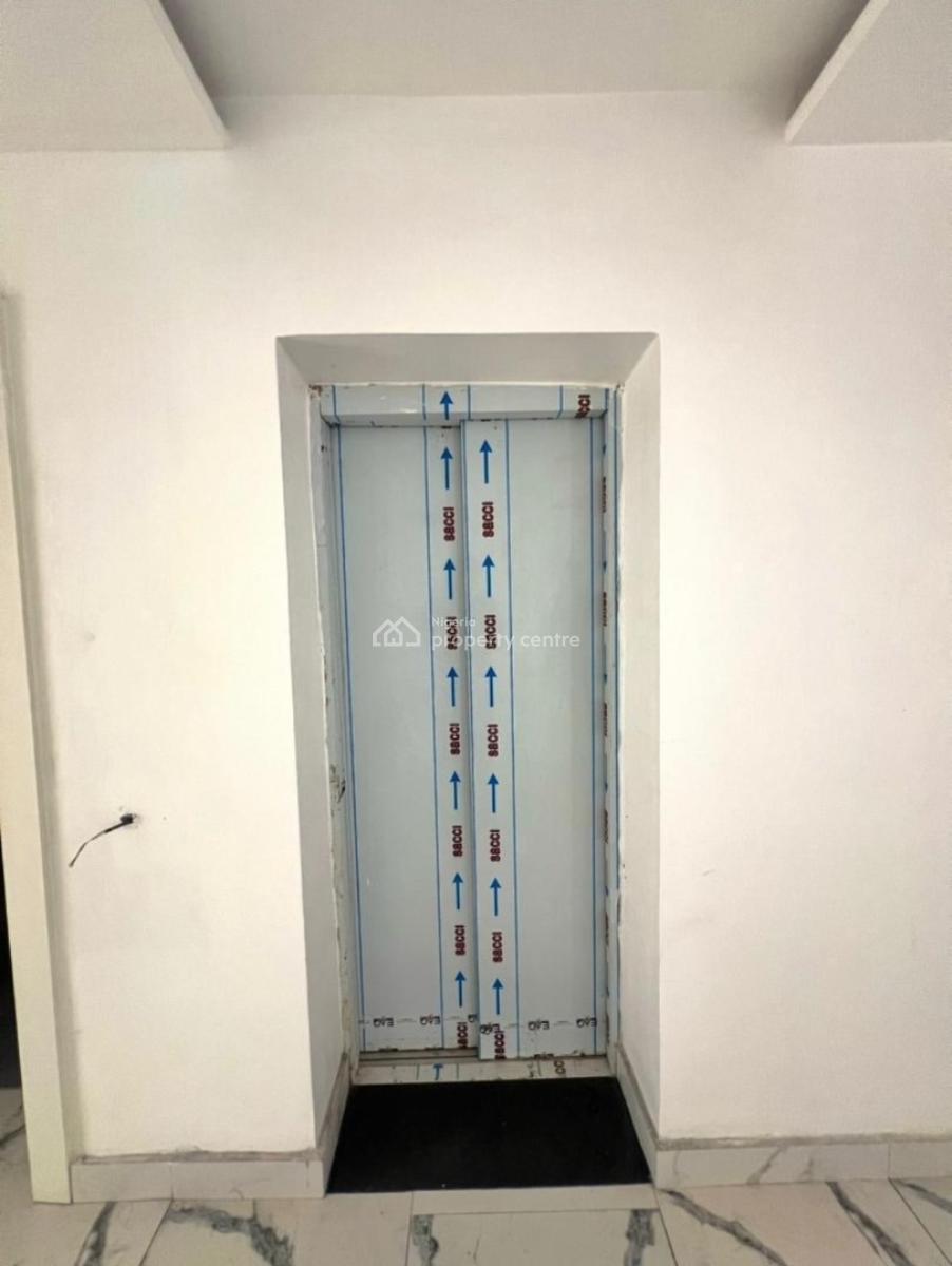Spacious 6-bedroom Fully Detached House with Bq, Banana Island, Ikoyi, Lagos, Detached Duplex for Sale