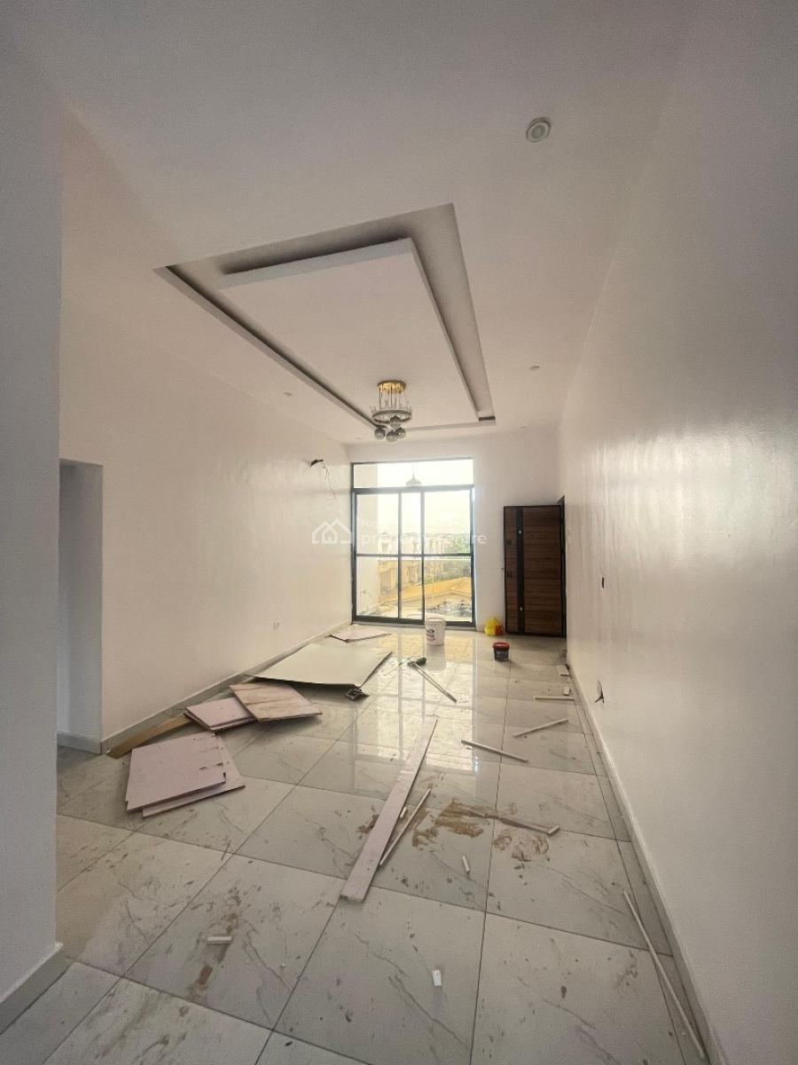 Spacious 2 Bedroom Apartment, Lekki Conservation Axis, Lekki, Lagos, Flat / Apartment for Rent