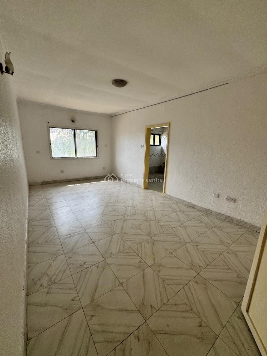 Massive 4 Bedroom Penthouse with Bq, Lekki Phase 1, Lekki, Lagos, Flat / Apartment for Rent