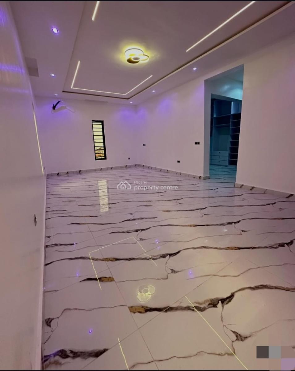 5 Bedrooms Fully Detached Duplex, Swimming Pool & Bq, Gra Phase 1, Magodo, Lagos, Detached Duplex for Sale