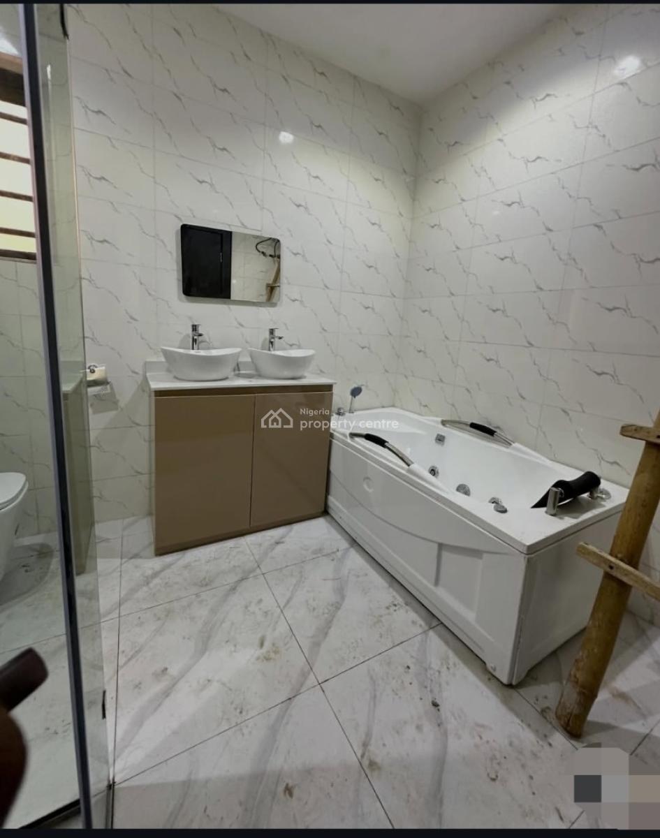 5 Bedrooms Fully Detached Duplex, Swimming Pool & Bq, Gra Phase 1, Magodo, Lagos, Detached Duplex for Sale