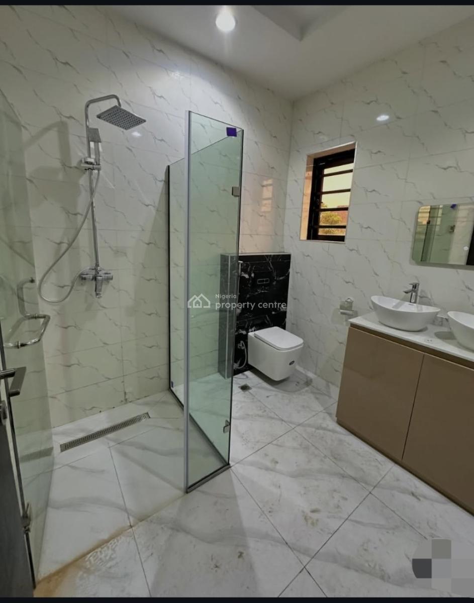 5 Bedrooms Fully Detached Duplex, Swimming Pool & Bq, Gra Phase 1, Magodo, Lagos, Detached Duplex for Sale