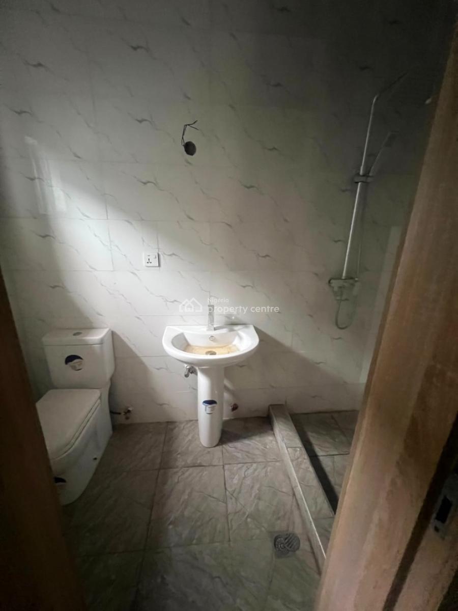 3 Bedroom Terrace Duplex with Bq in Okun-ajah, Okun-ajah, Ajah, Lagos, Terraced Duplex for Sale