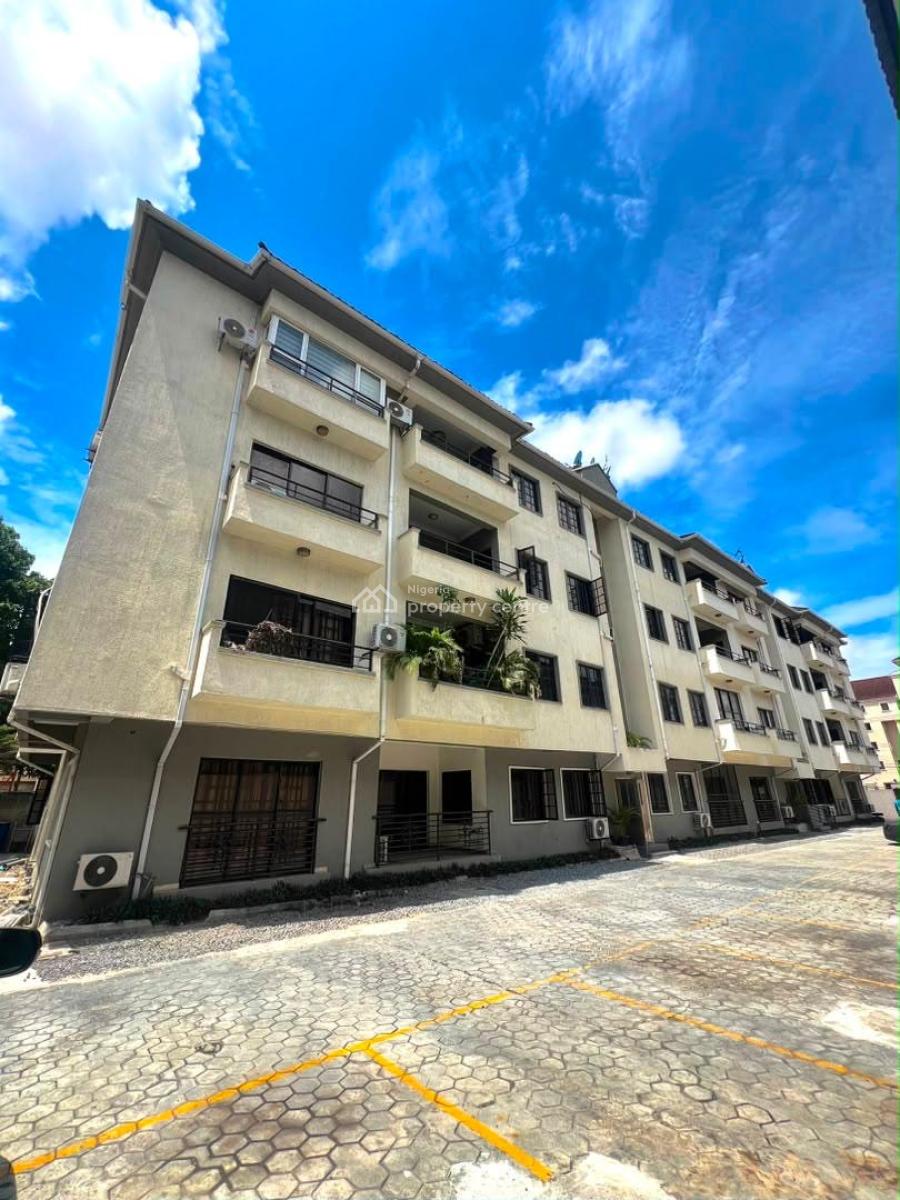 Luxury and Spacious 3 Bedroom Apartment with Bq Ground Floor, Old Ikoyi, Ikoyi, Lagos, Flat / Apartment for Rent