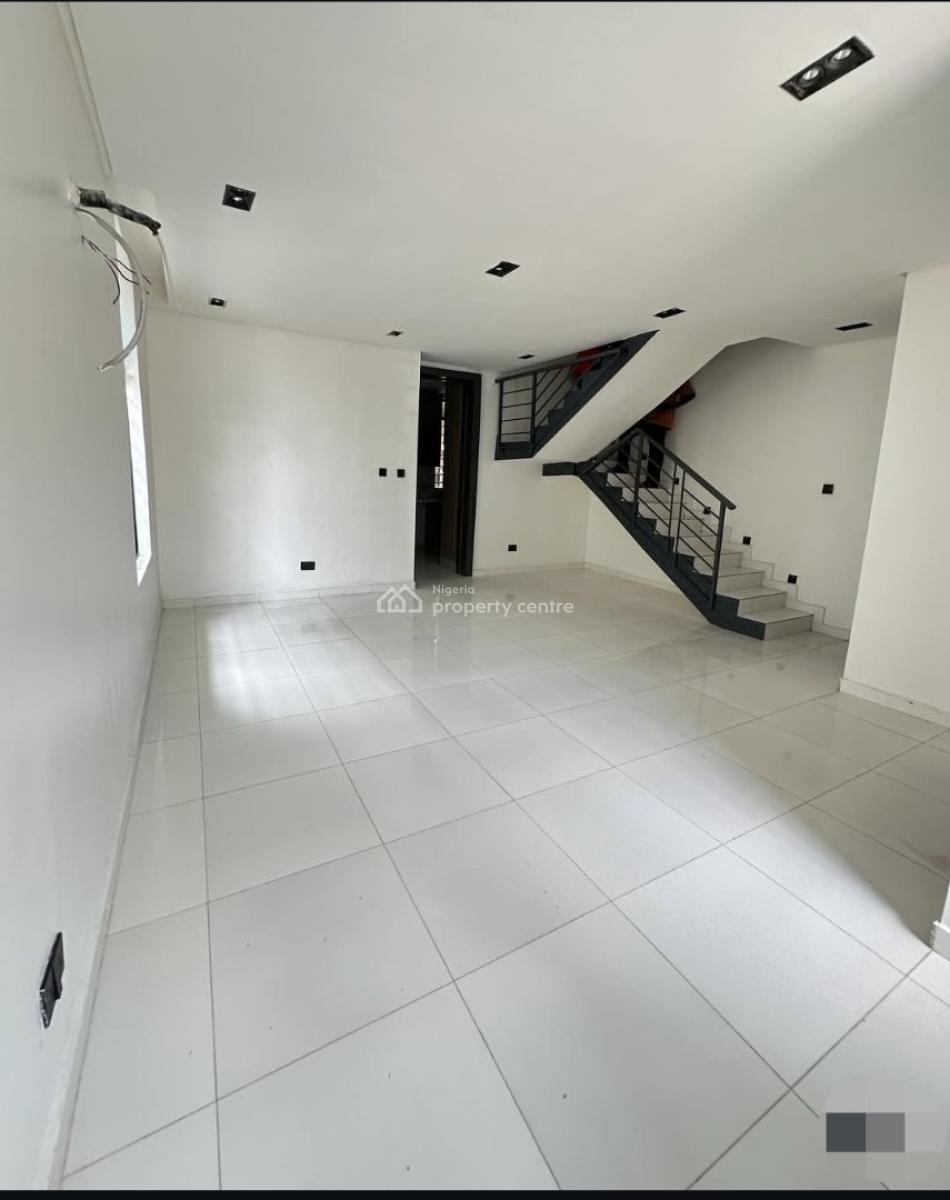 4 Bedrooms Semi Detached Duplex and Bq, Gbagada, Lagos, Semi-detached Duplex for Sale