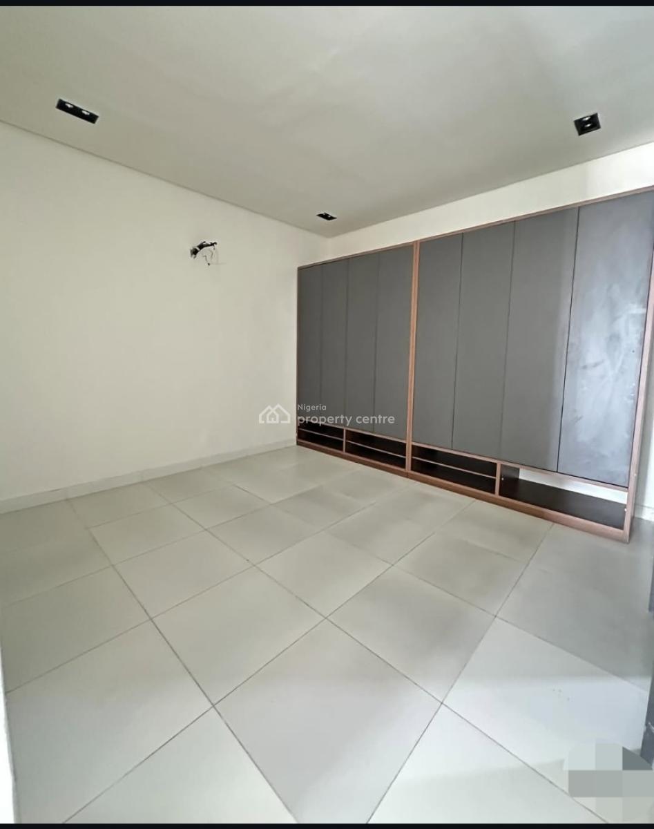 4 Bedrooms Semi Detached Duplex and Bq, Gbagada, Lagos, Semi-detached Duplex for Sale