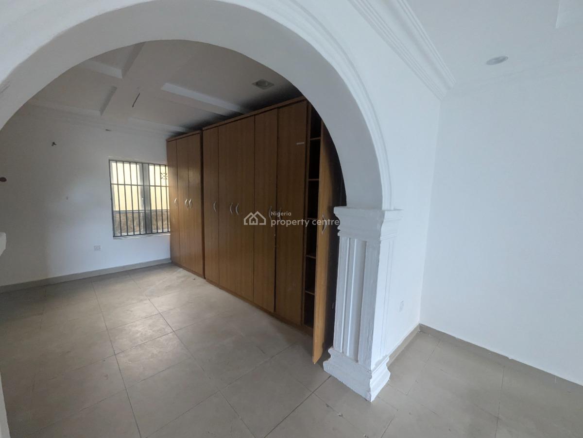 Ensuite 4 Bedroom Duplex with a Room Bq, Cmd Road, Gra Phase 2, Magodo, Lagos, Flat / Apartment for Rent