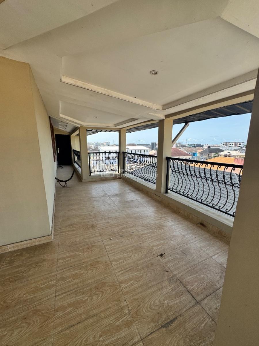 Luxury 5 Bedroom Penthouse with Bq, Lekki Phase 1, Lekki, Lagos, Flat / Apartment for Rent