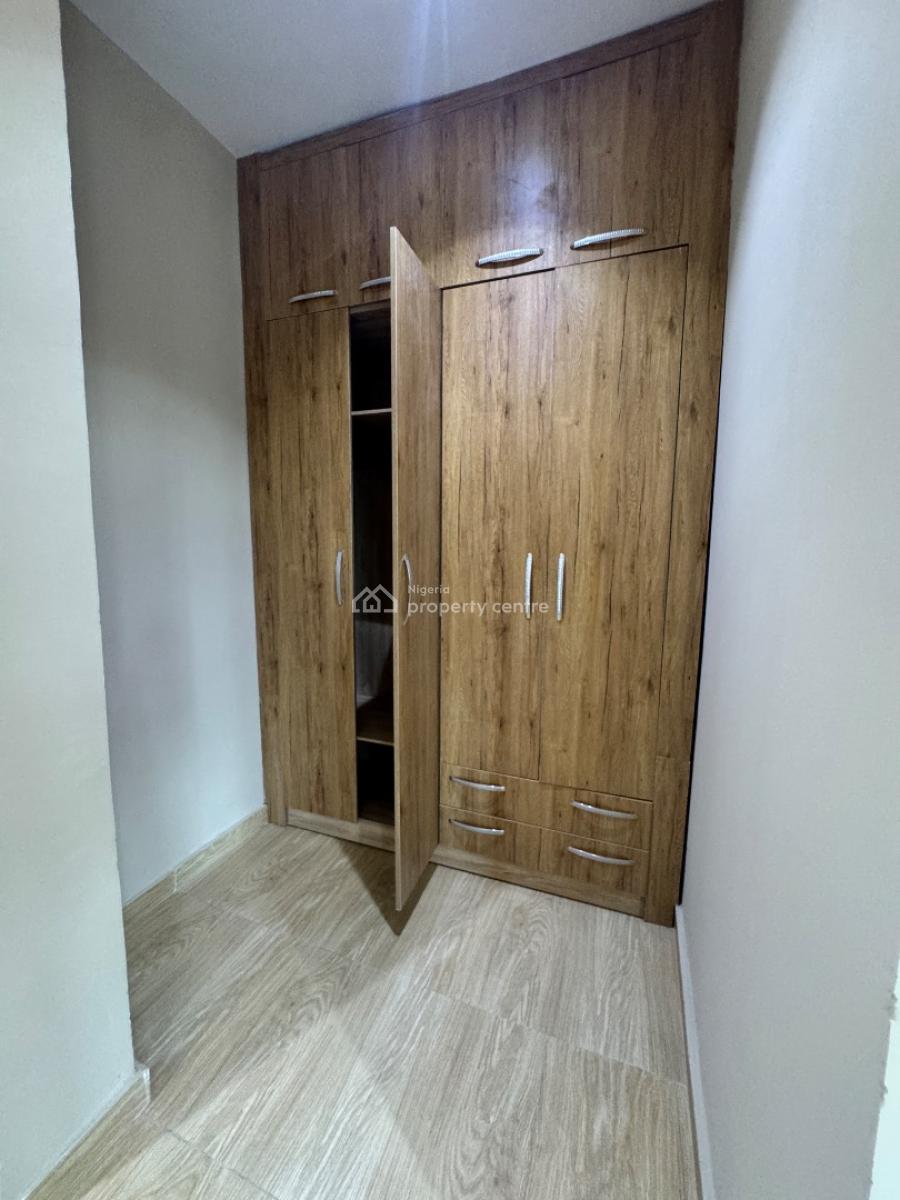 Luxury 5 Bedroom Penthouse with Bq, Lekki Phase 1, Lekki, Lagos, Flat / Apartment for Rent