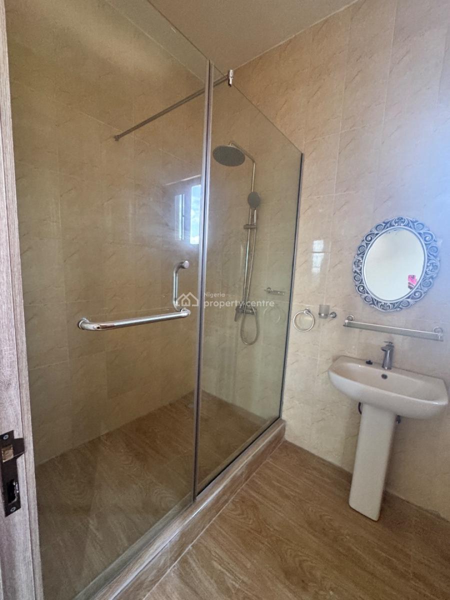 Luxury 5 Bedroom Penthouse with Bq, Lekki Phase 1, Lekki, Lagos, Flat / Apartment for Rent