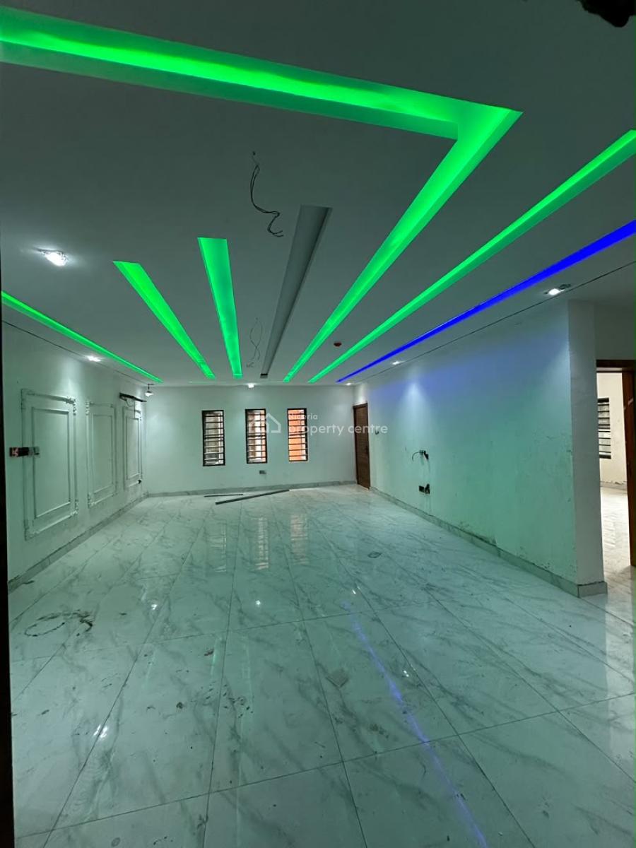 3 Bedroom Apartment, Lekki Phase 1, Lekki, Lagos, Flat / Apartment for Sale