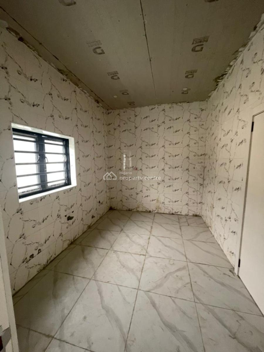 Newly Renovated and Spacious 2bedroom Flat, Godwin Akigbo Street, Adelabu, Surulere, Lagos, House for Rent