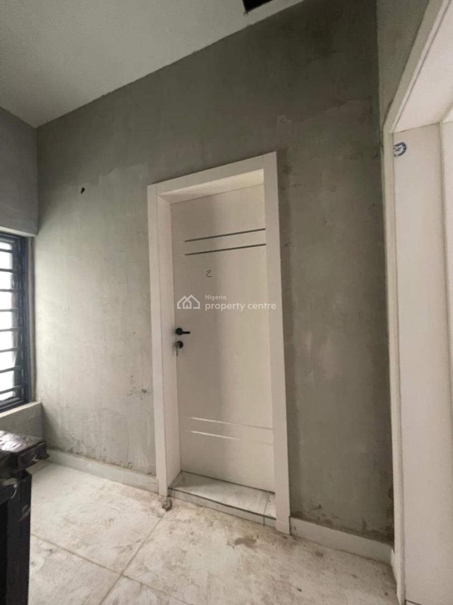 Newly Renovated and Spacious 2bedroom Flat, Godwin Akigbo Street, Adelabu, Surulere, Lagos, House for Rent