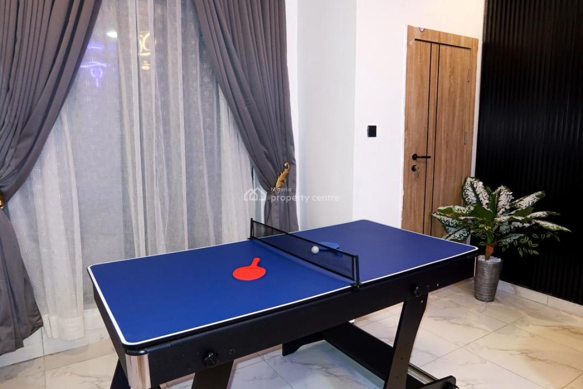 Luxury 2 Bedroom Apartment with Ps5, Snooker, Pool and Gym, Ologolo, Lekki, Lagos, Flat / Apartment Short Let