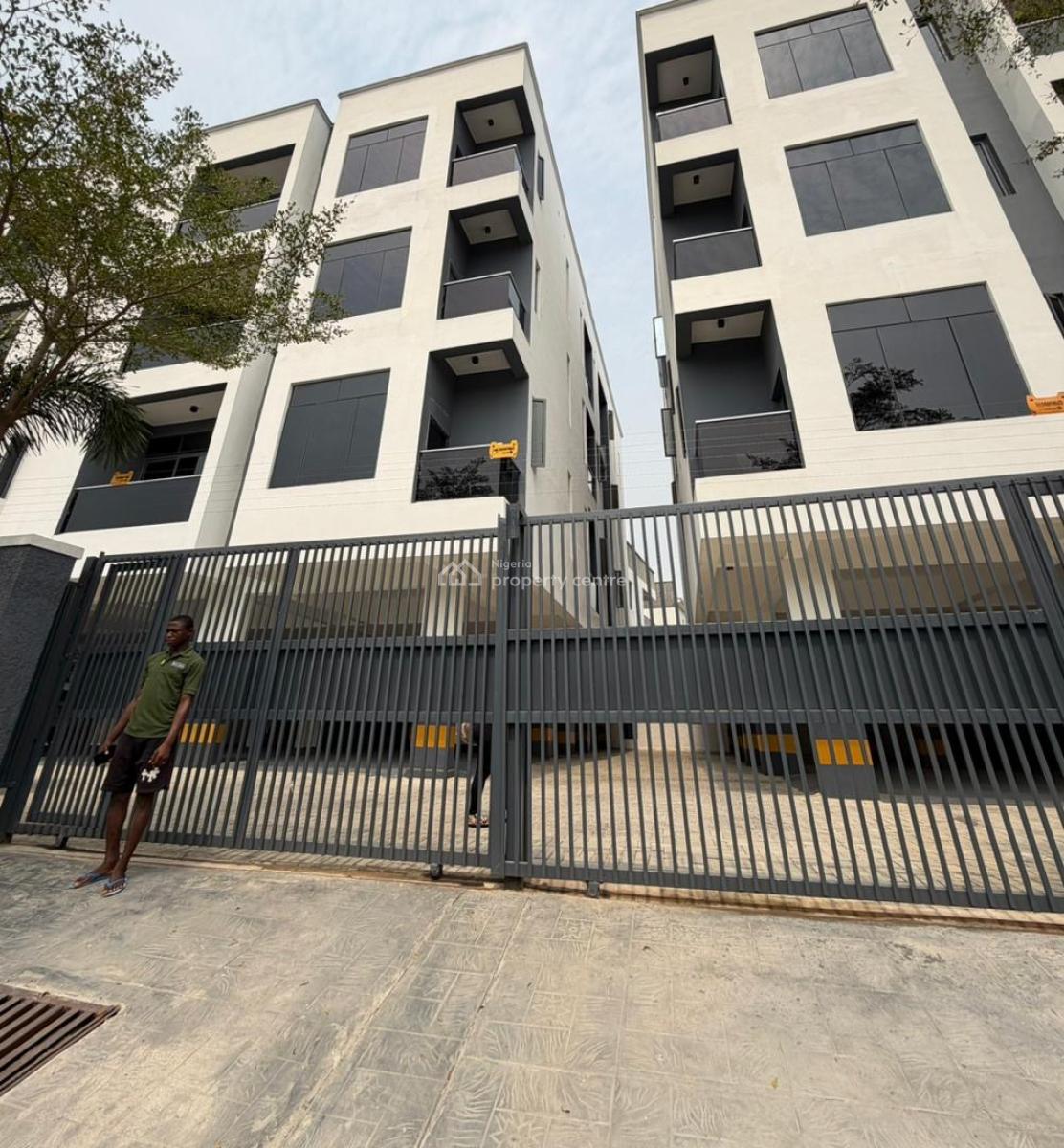 Luxury 2 Bedroom Apartment with Ps5, Snooker, Pool and Gym, Ologolo, Lekki, Lagos, Flat / Apartment Short Let